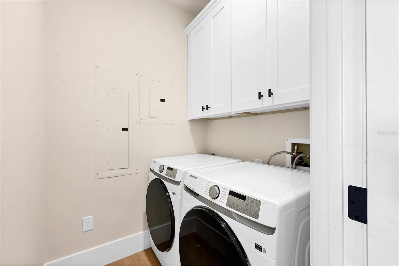 A4676754 Property Photo