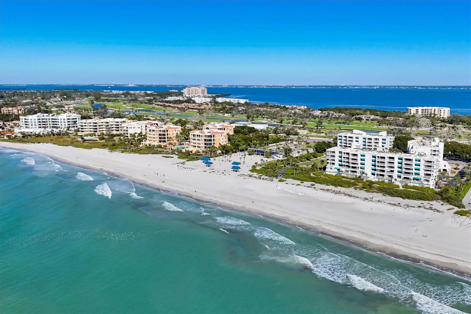 A4676754 Property Photo