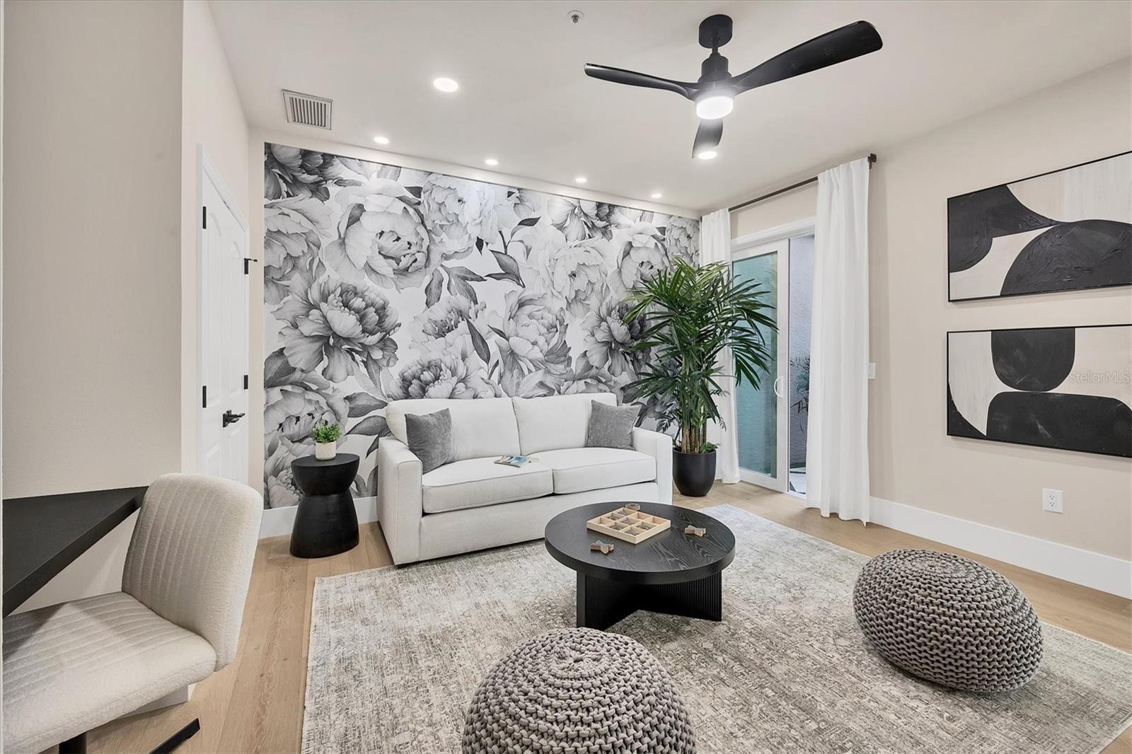 A4676754 Property Photo