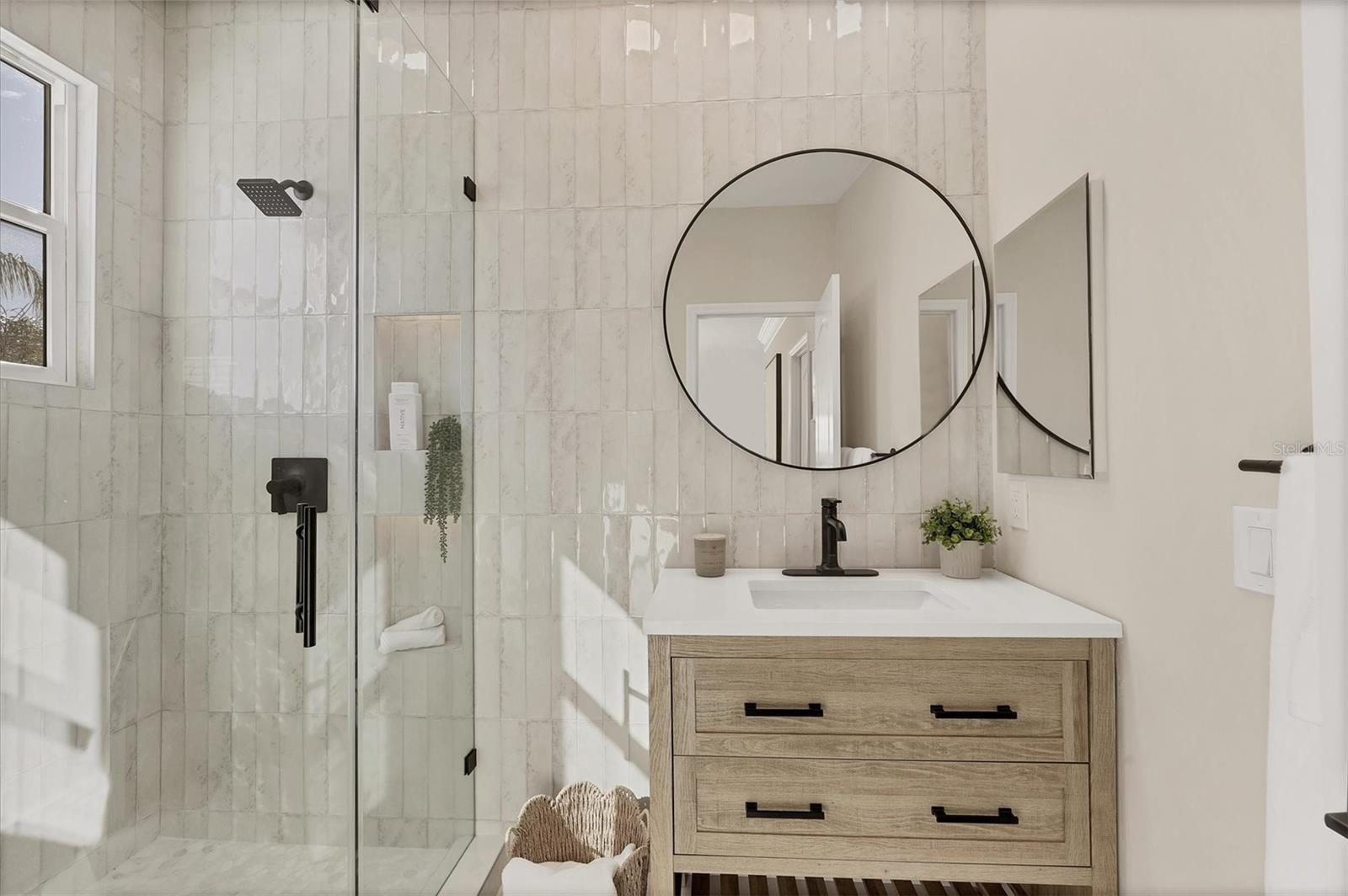 A4676754 Property Photo