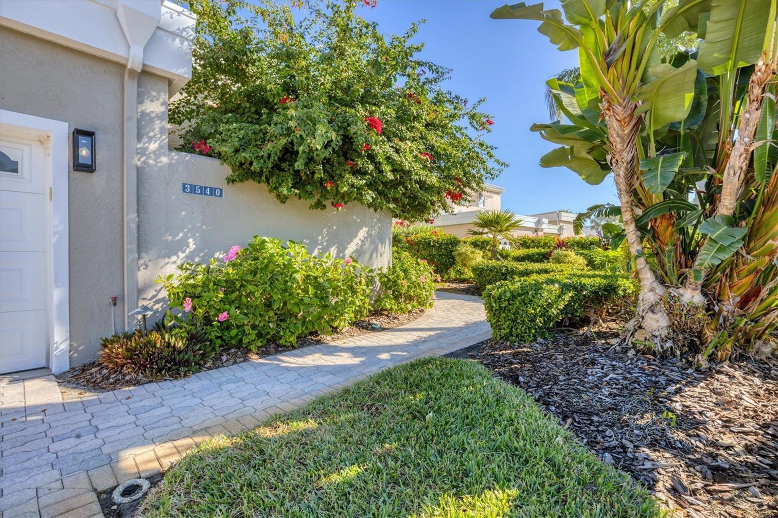 A4676754 Property Photo