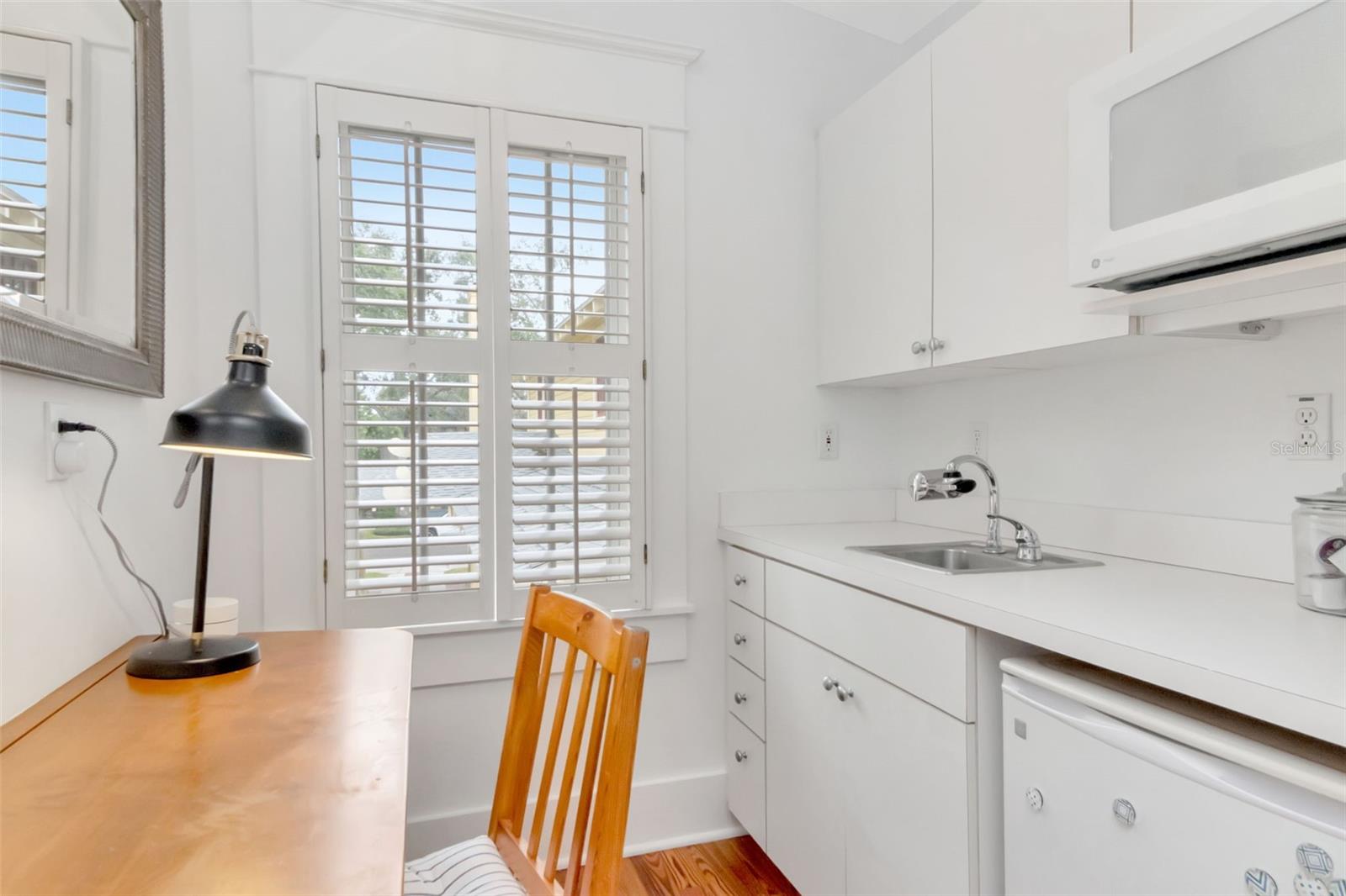 TB8460488 Property Photo