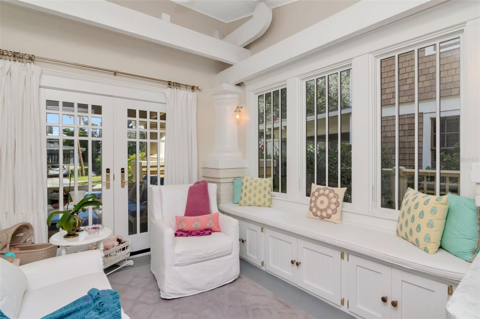 TB8460488 Property Photo