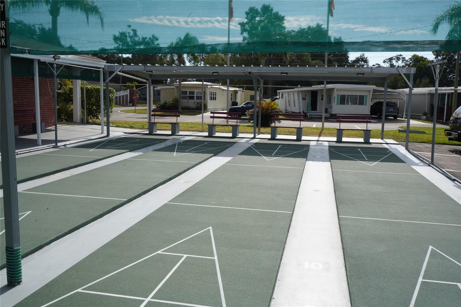 TB8460505 Property Photo