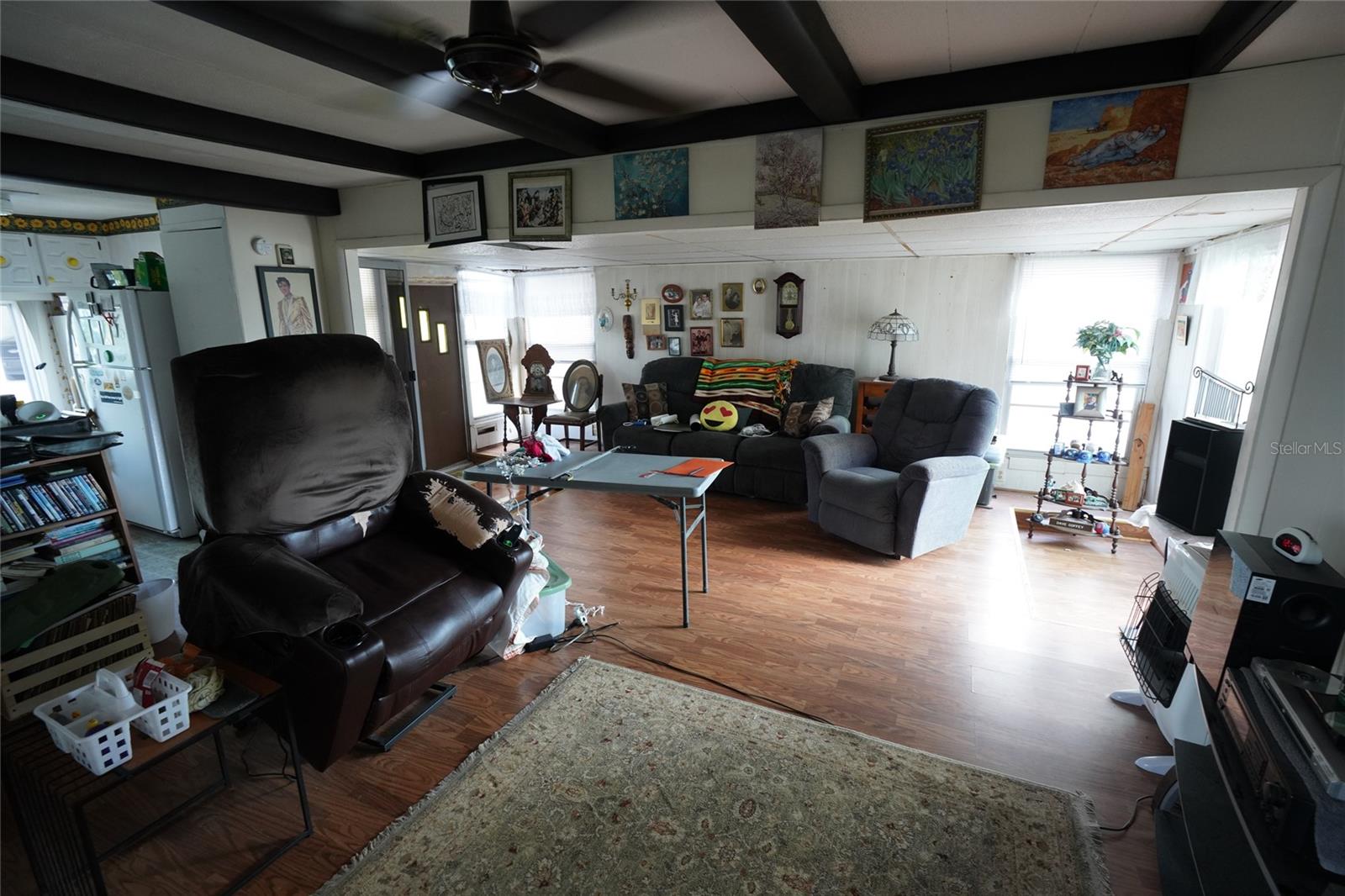 TB8460505 Property Photo