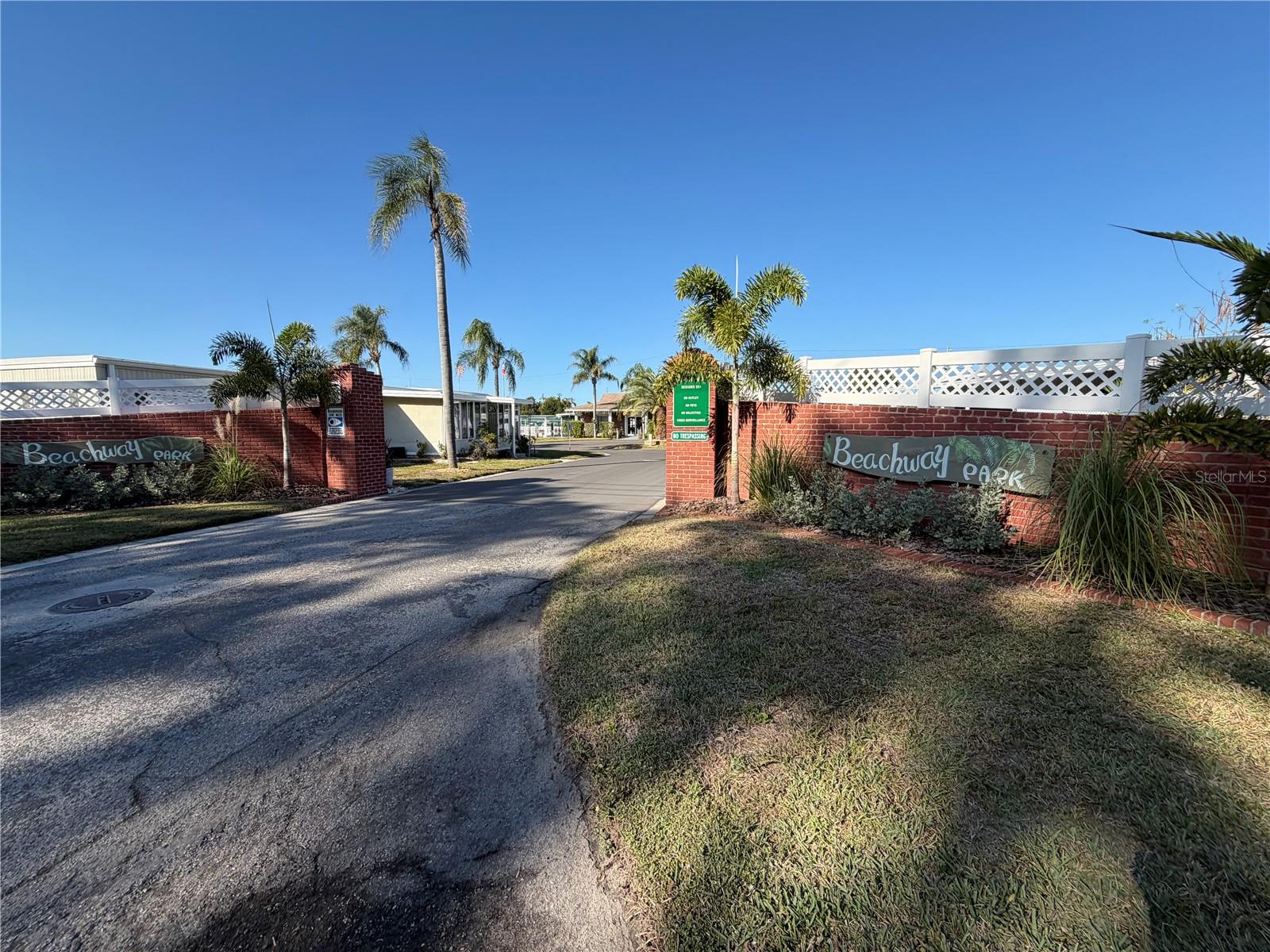 TB8460505 Property Photo