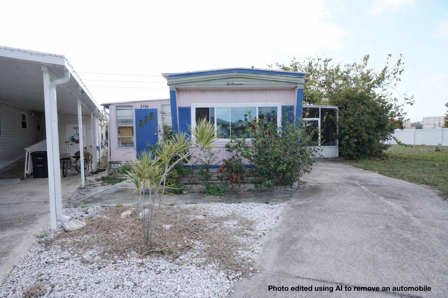 TB8460505 Property Photo