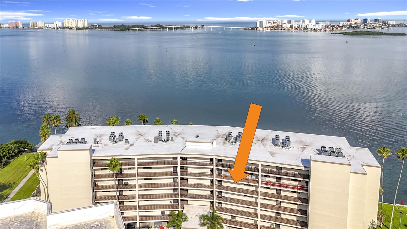 #404 offer 2170 SqFt