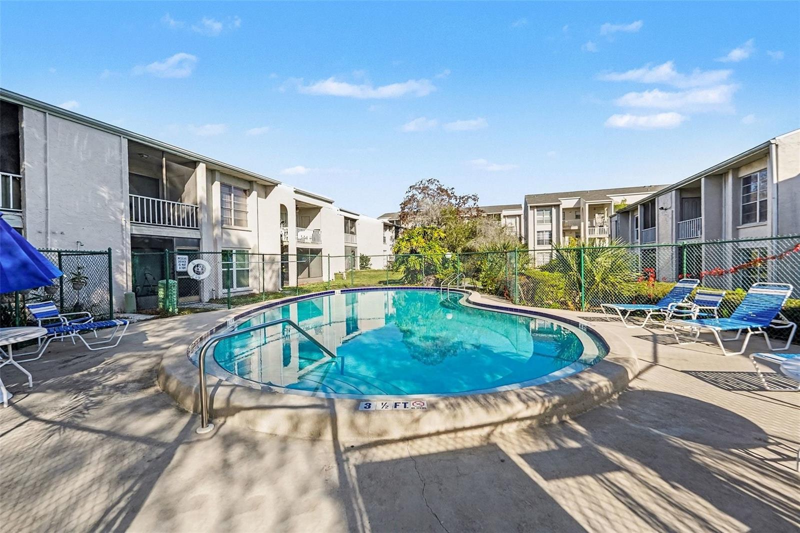 TB8460533 Property Photo