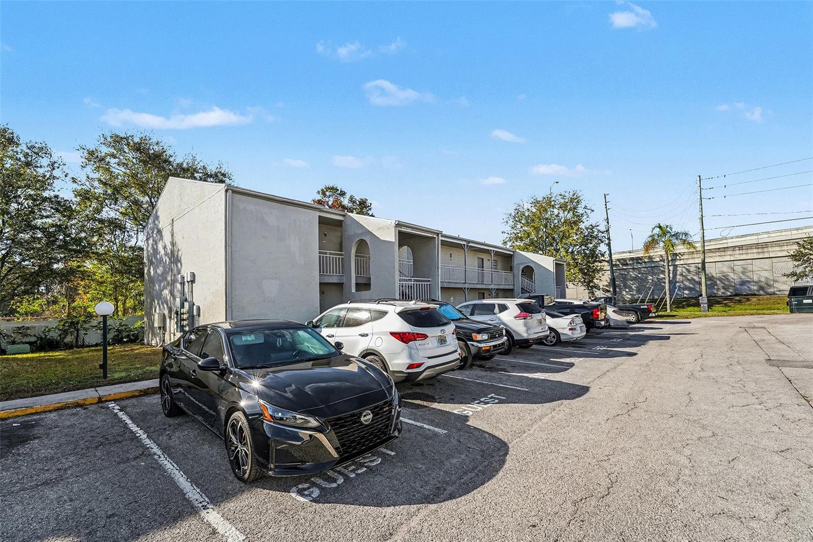 TB8460533 Property Photo