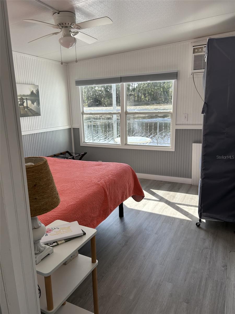 TB8460550 Property Photo