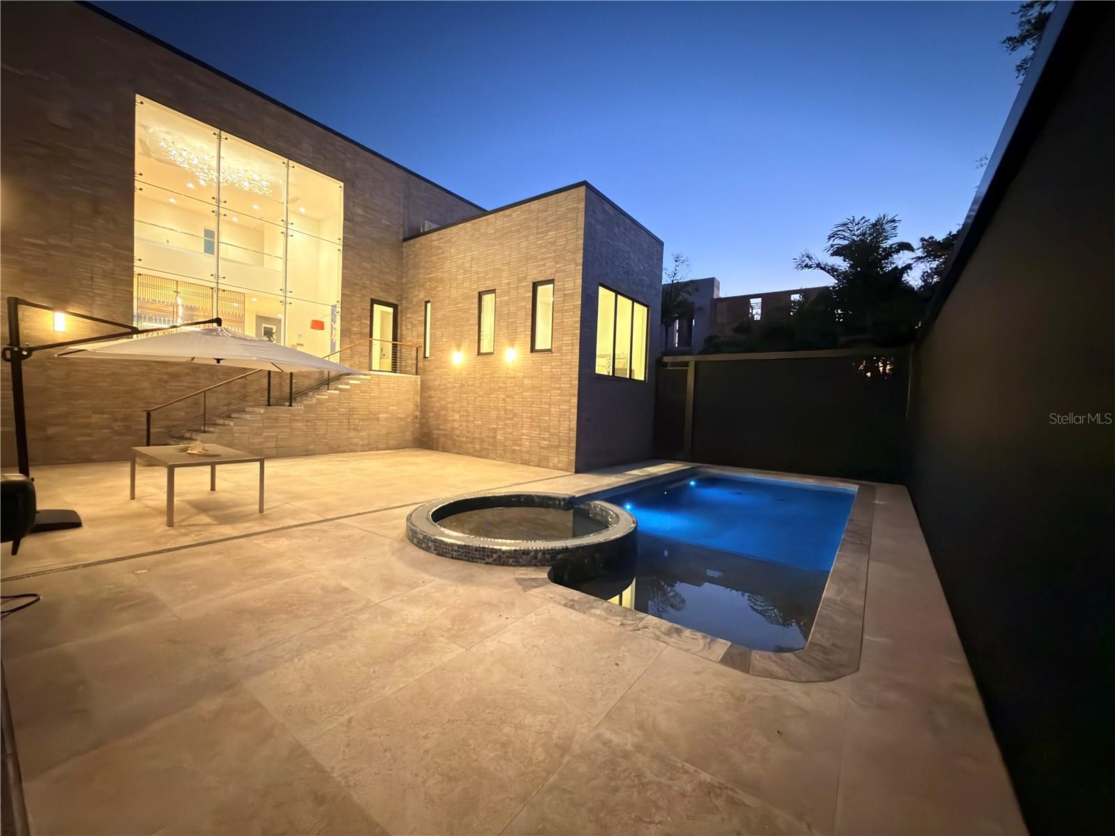 O6370729 Property Photo