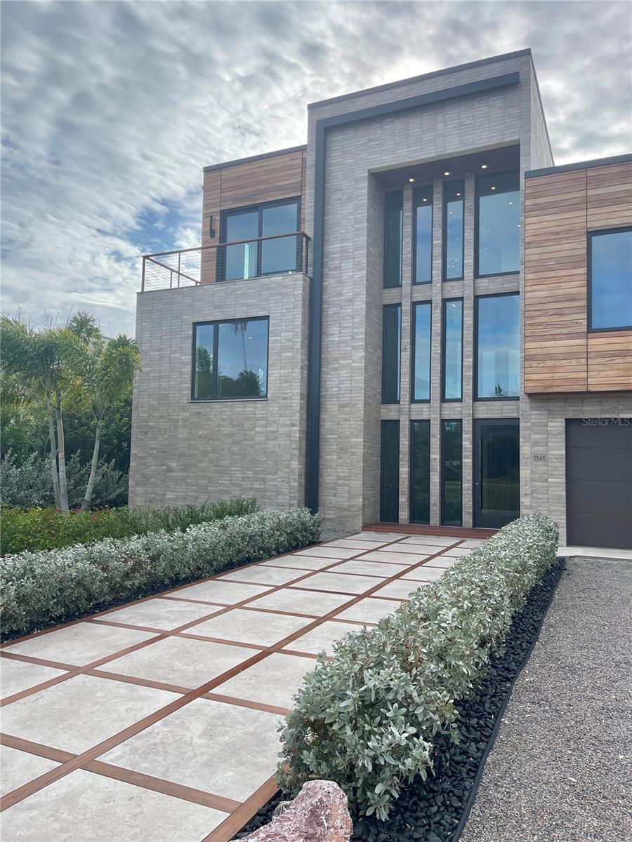 O6370729 Property Photo