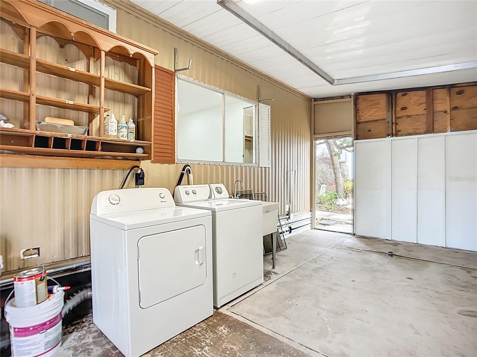 TB8460640 Property Photo