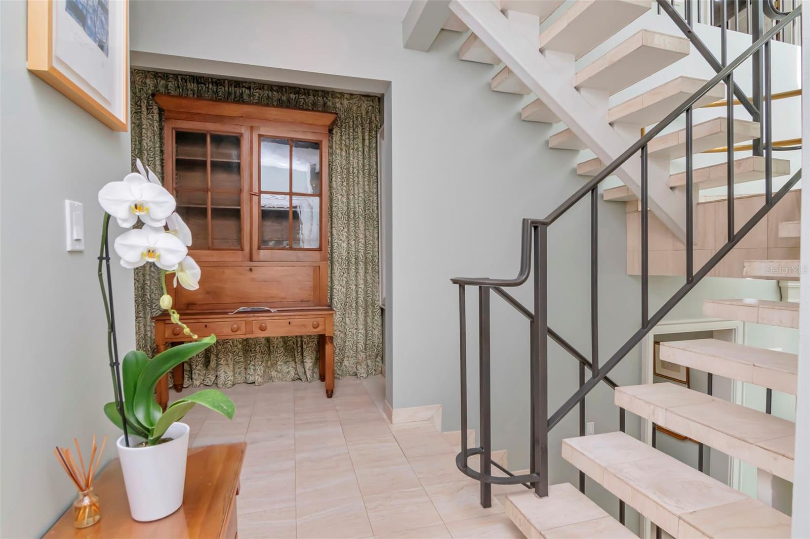 TB8460674 Property Photo