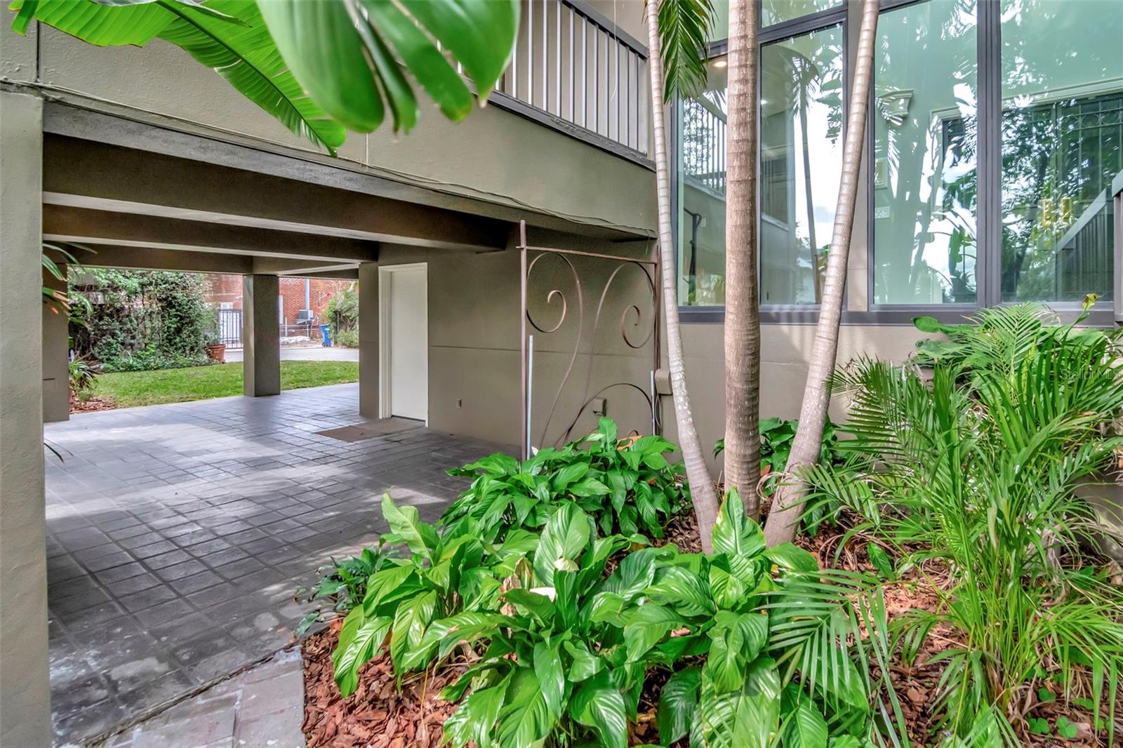 TB8460674 Property Photo