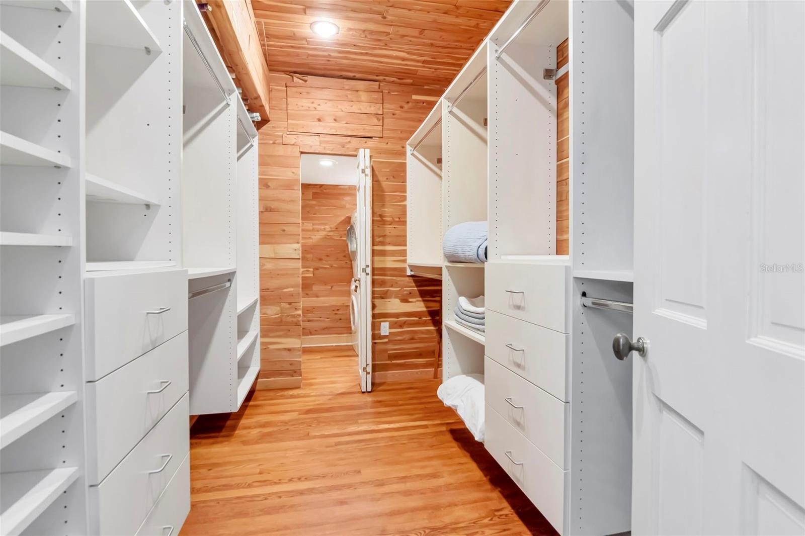 TB8460674 Property Photo