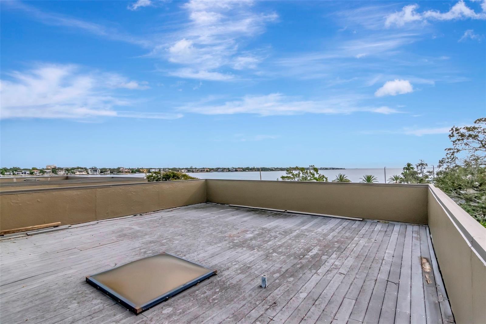 TB8460674 Property Photo