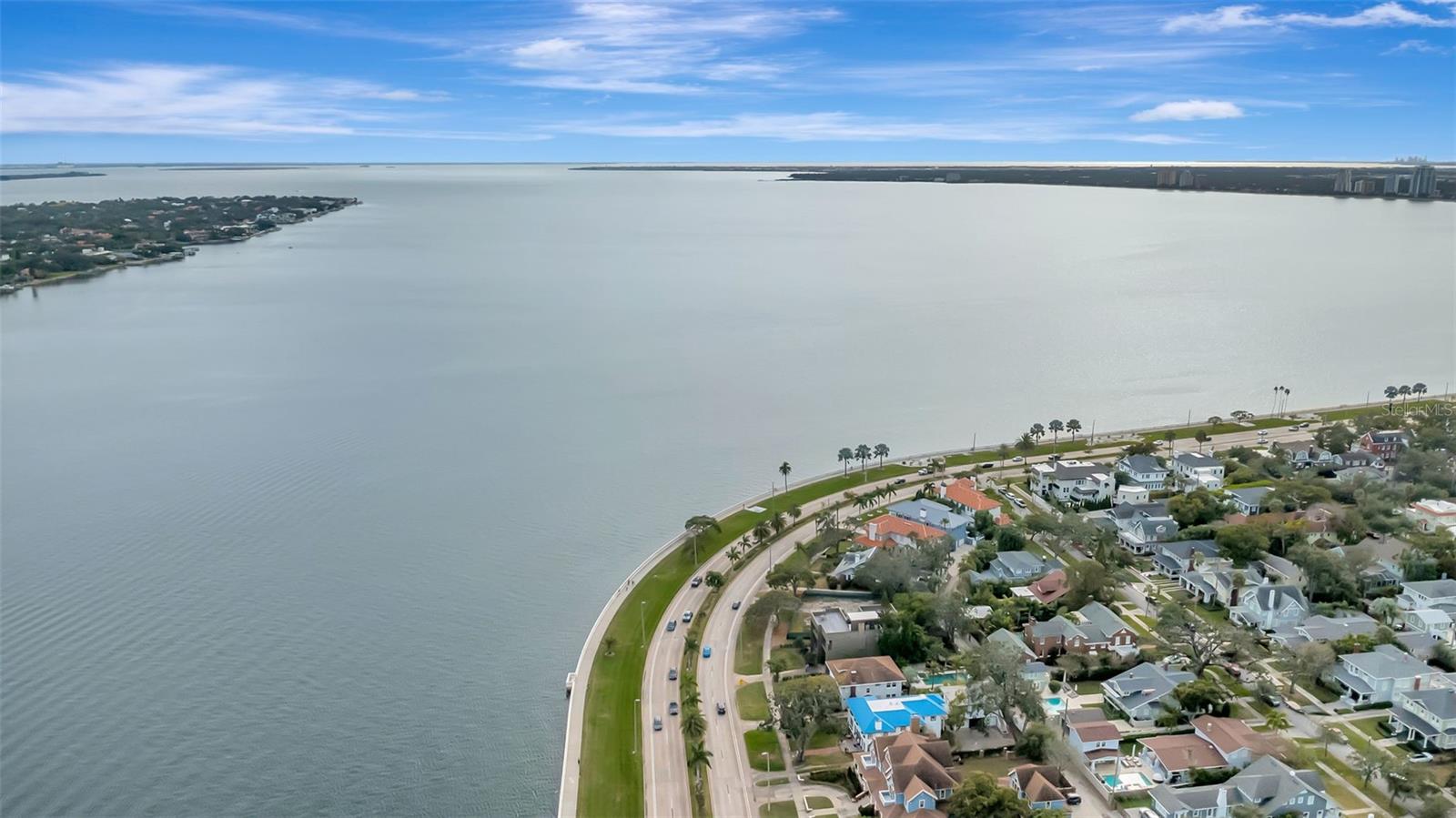 TB8460674 Property Photo