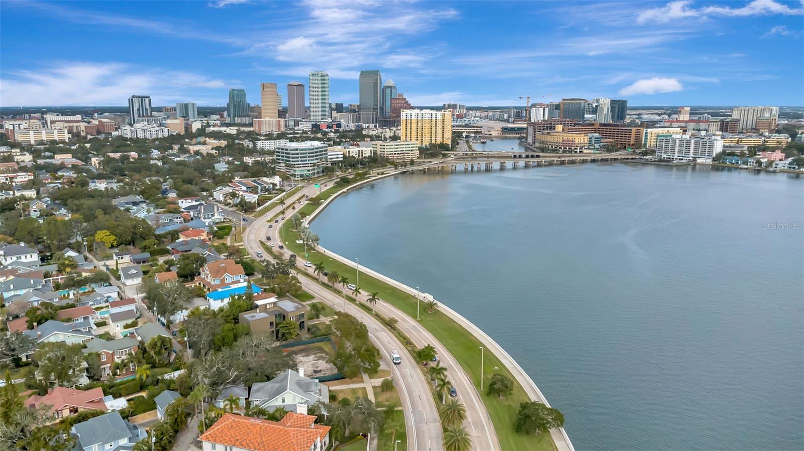 TB8460674 Property Photo