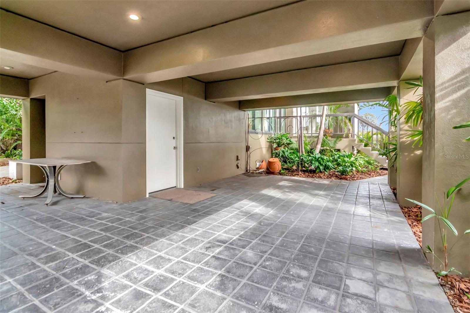 TB8460674 Property Photo