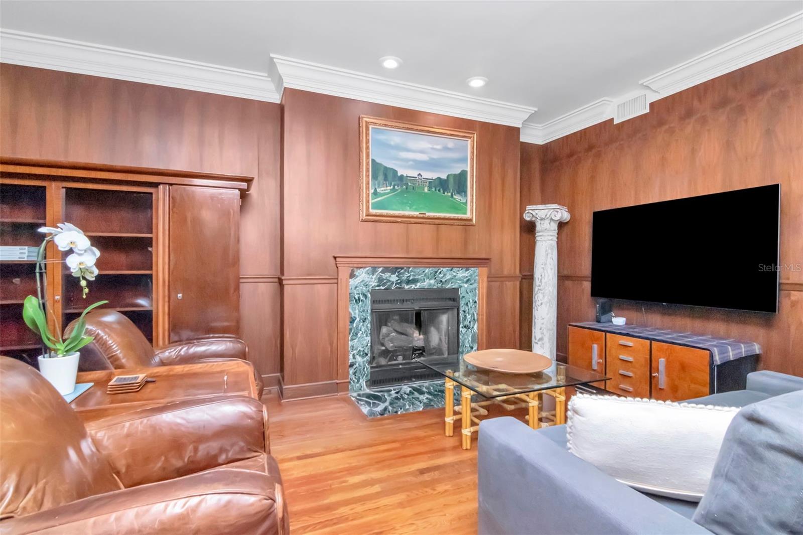 TB8460674 Property Photo