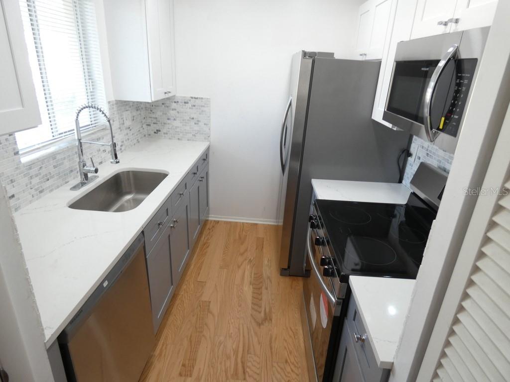 W7881767 Property Photo