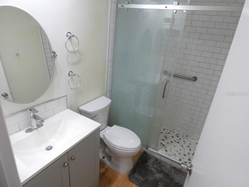 W7881767 Property Photo