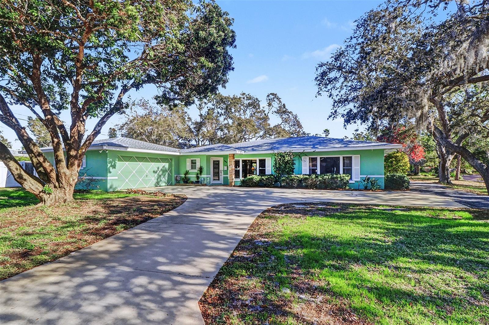 1515 SERPENTINE DR S, ST PETERSBURG, FL, 33705