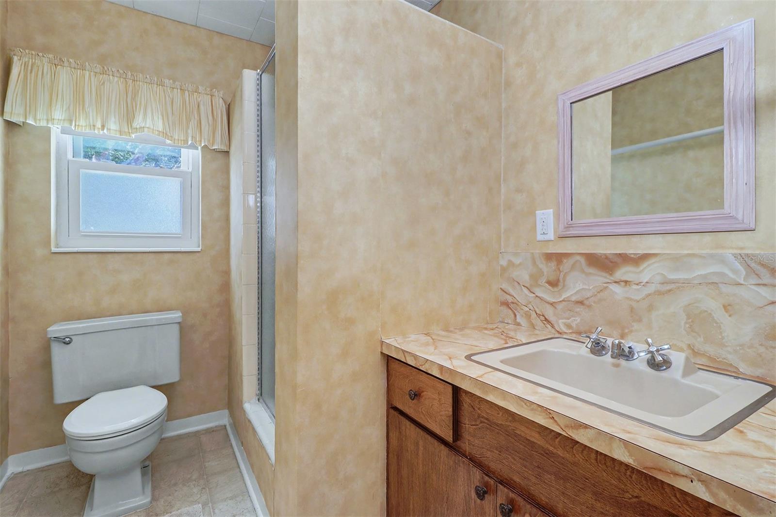 1515 SERPENTINE DR S, ST PETERSBURG, FL, 33705