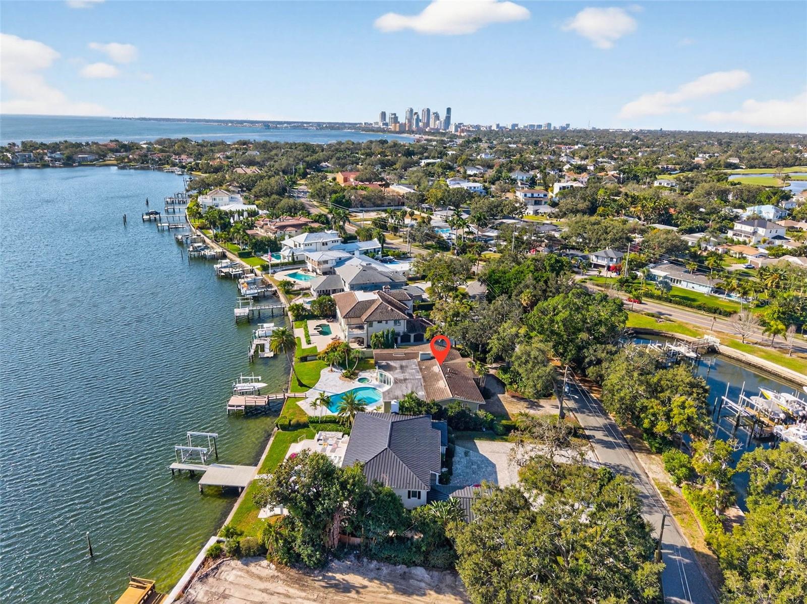 TB8460707 Property Photo