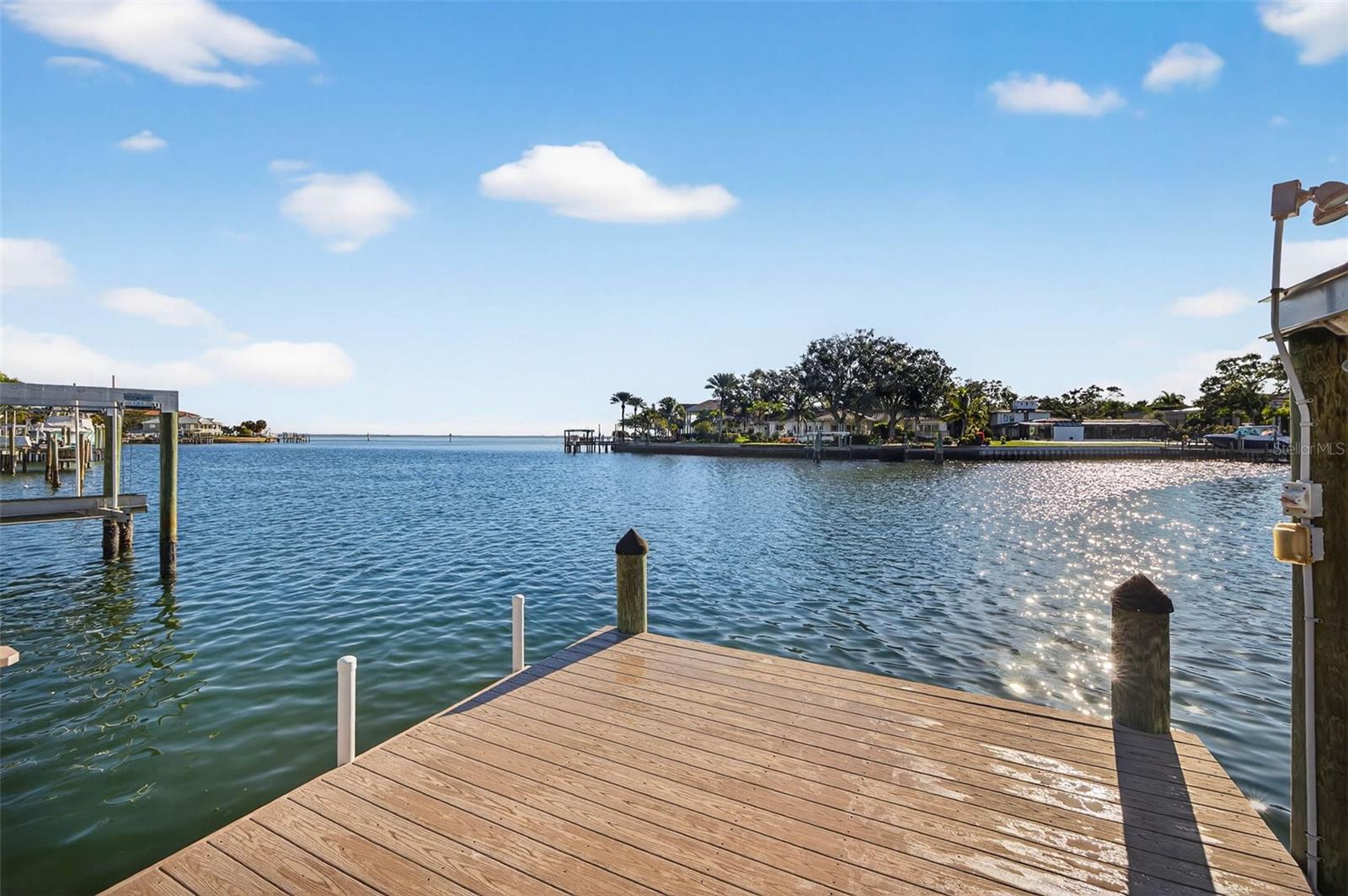 TB8460707 Property Photo