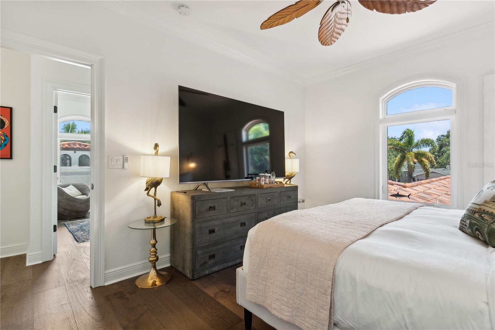 TB8460708 Property Photo