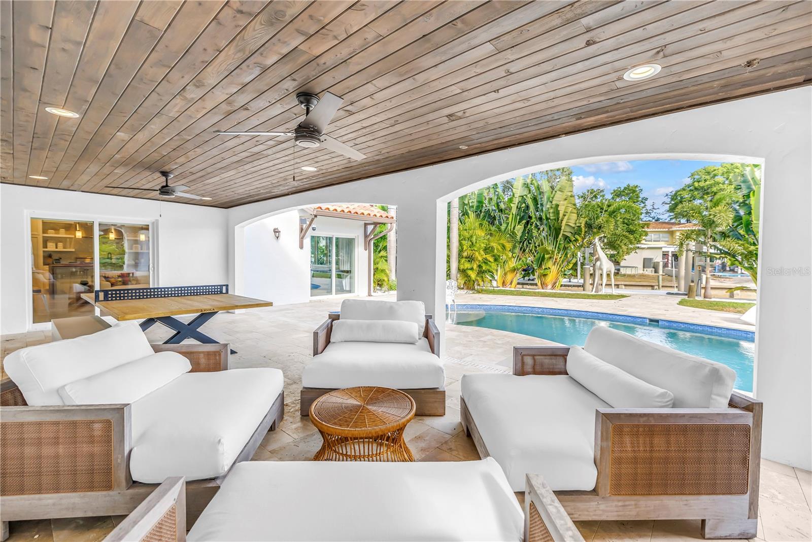 TB8460708 Property Photo