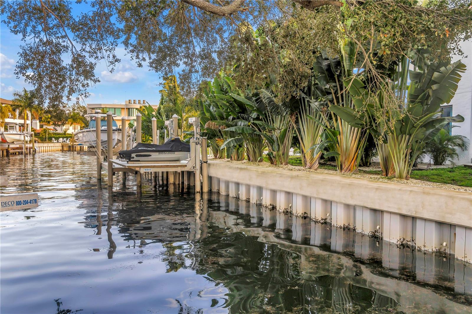 TB8460708 Property Photo