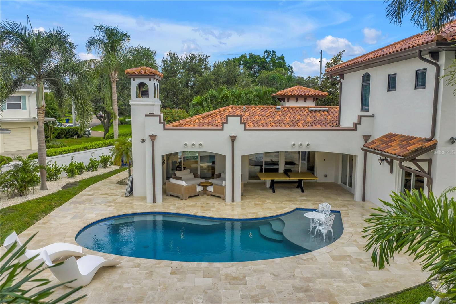 TB8460708 Property Photo