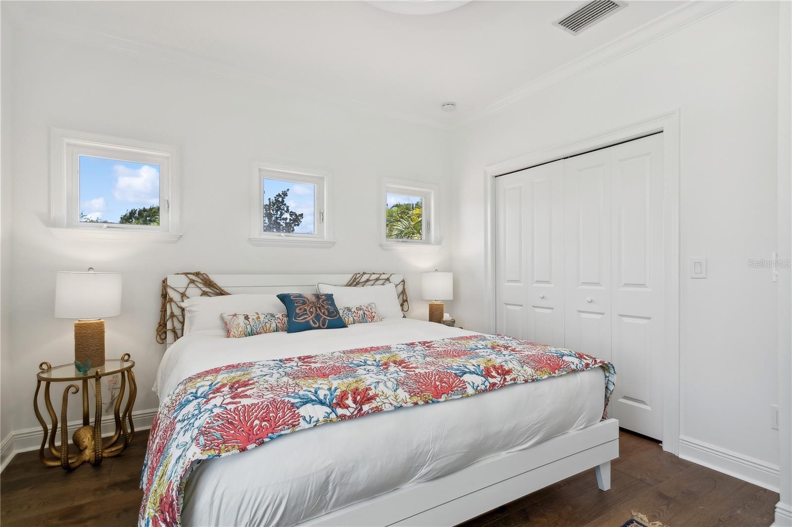 TB8460708 Property Photo