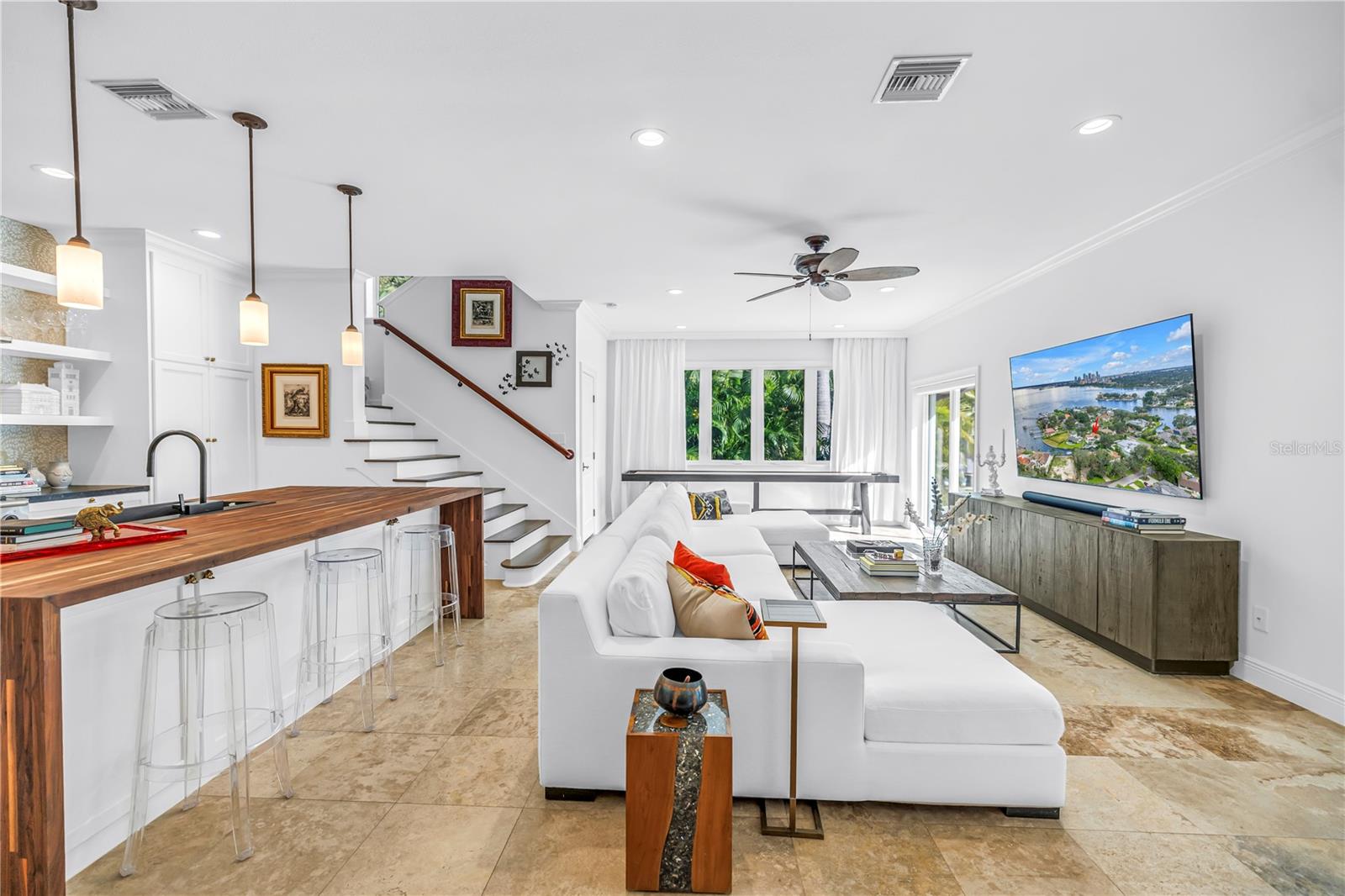 TB8460708 Property Photo