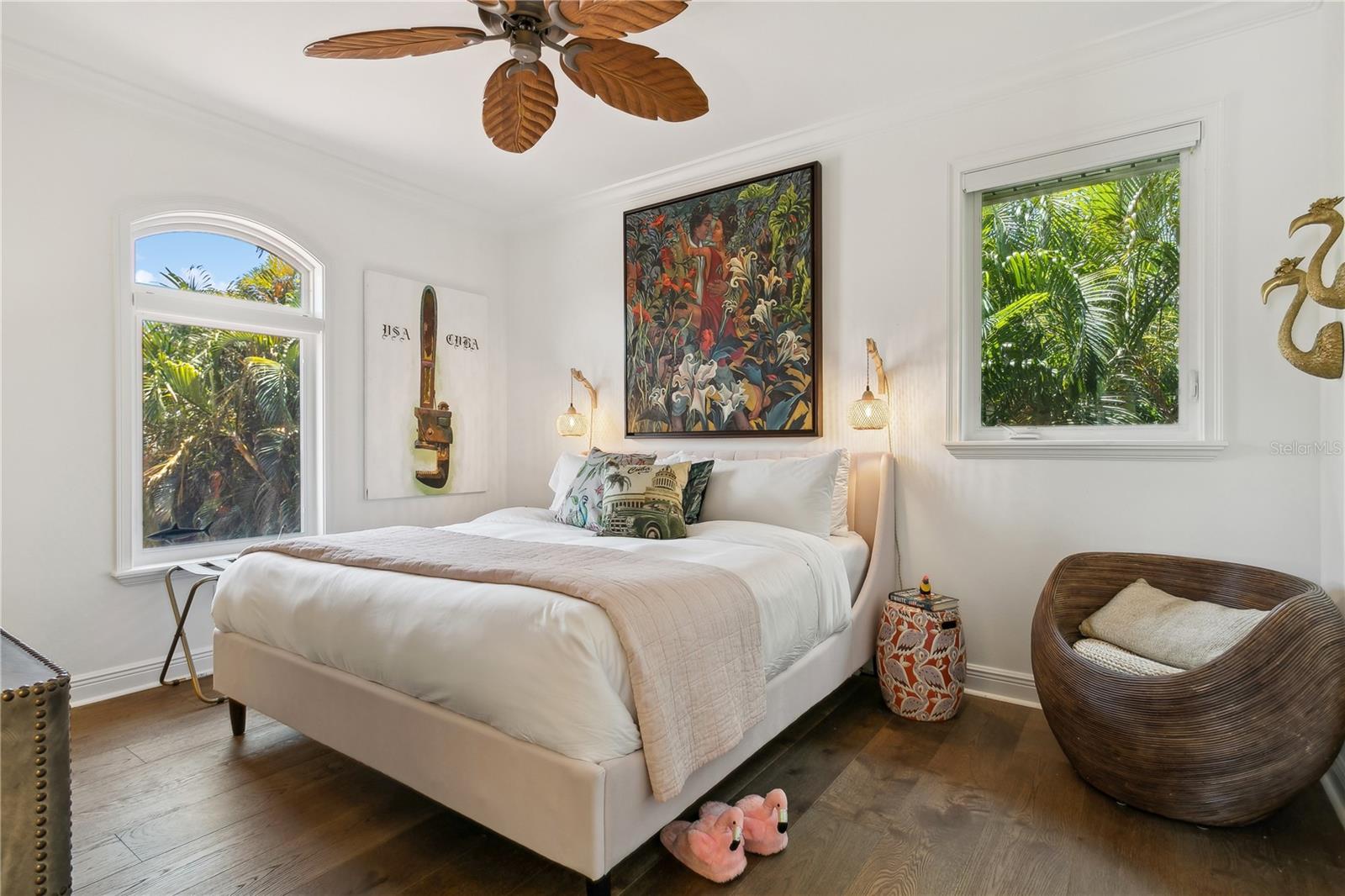 TB8460708 Property Photo