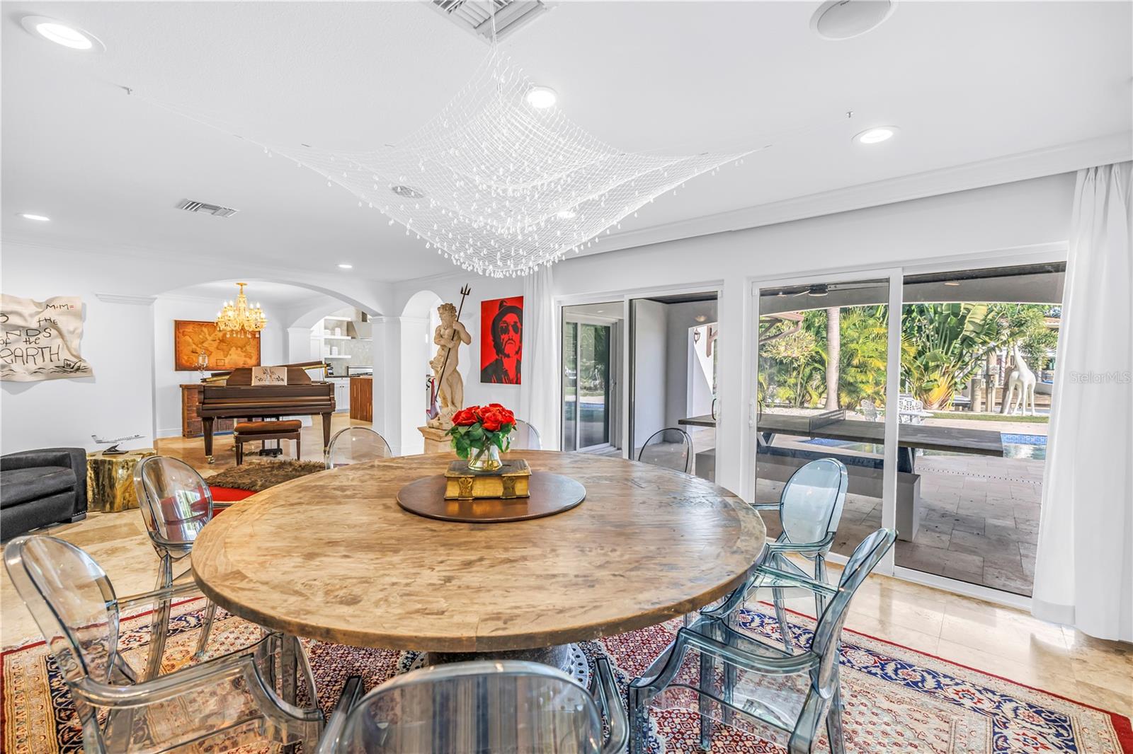 TB8460708 Property Photo