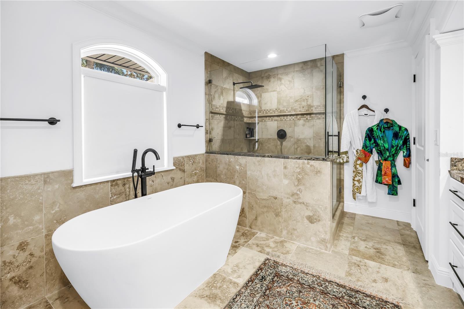 TB8460708 Property Photo