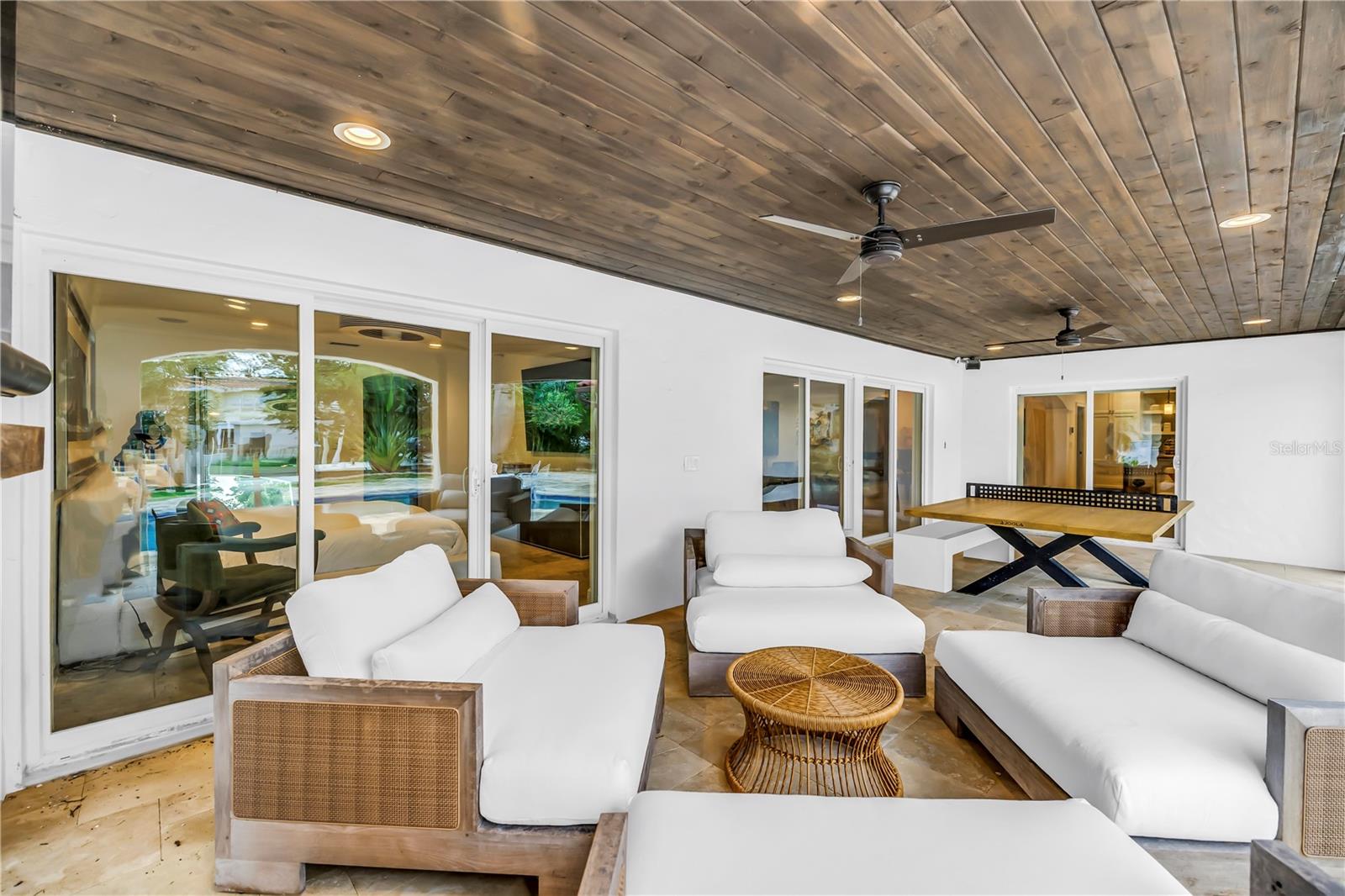 TB8460708 Property Photo