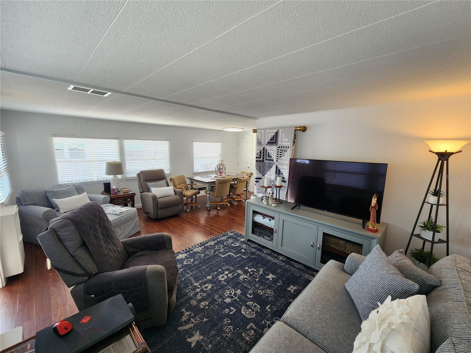 A4676830 Property Photo