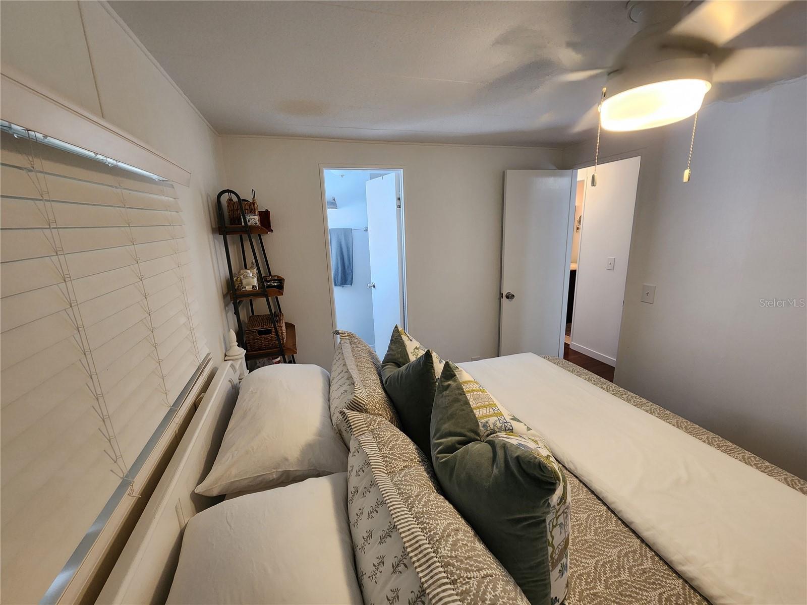 A4676830 Property Photo