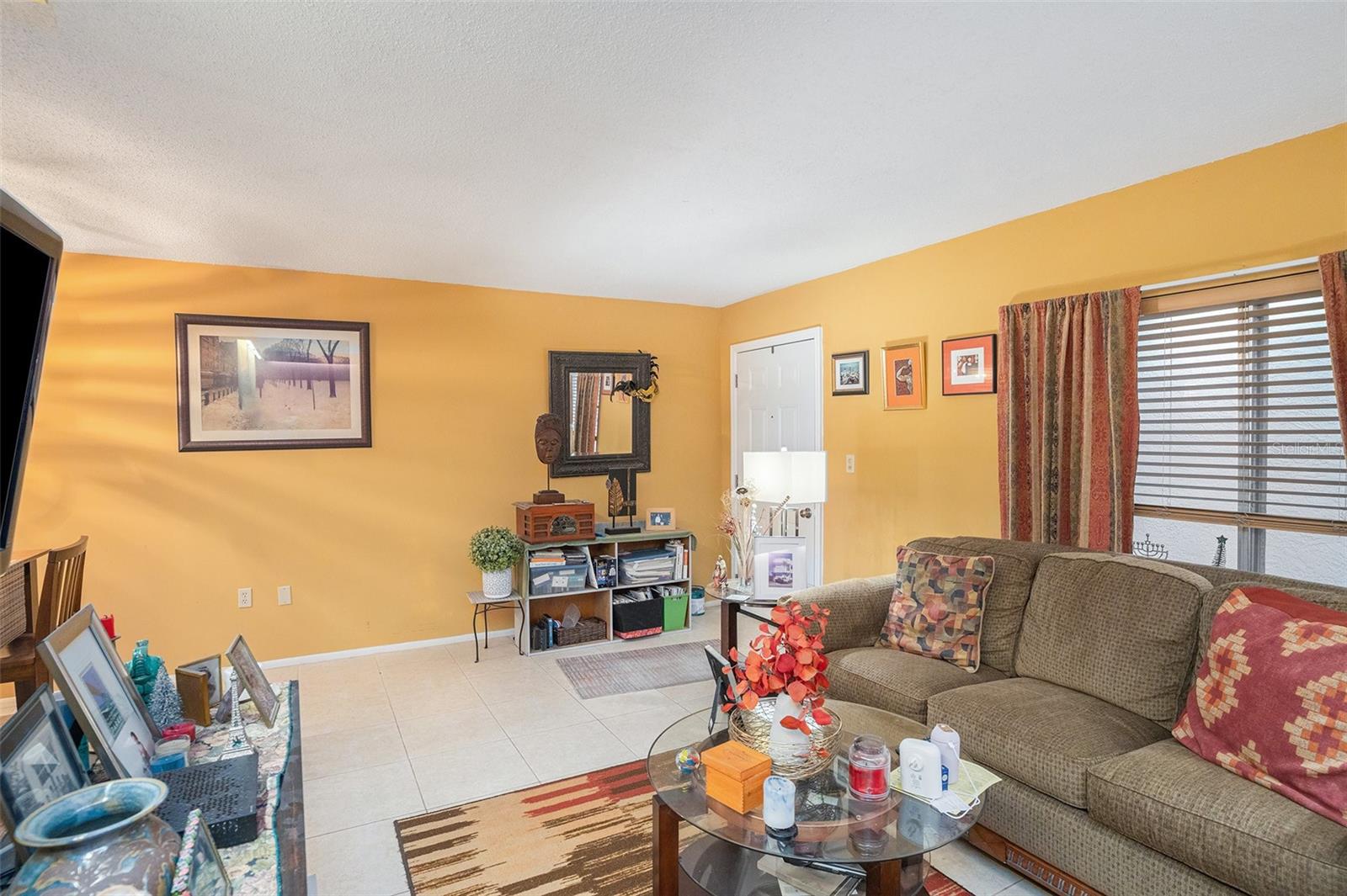 TB8460716 Property Photo