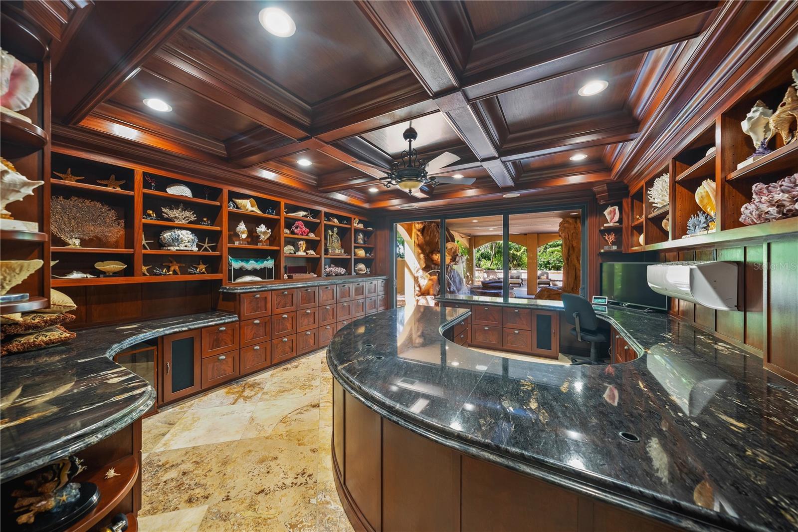 A4676858 Property Photo