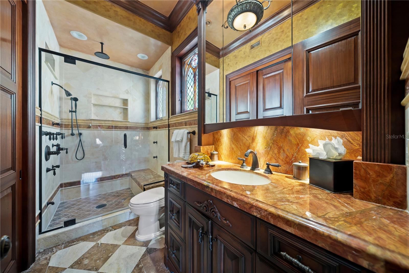 A4676858 Property Photo