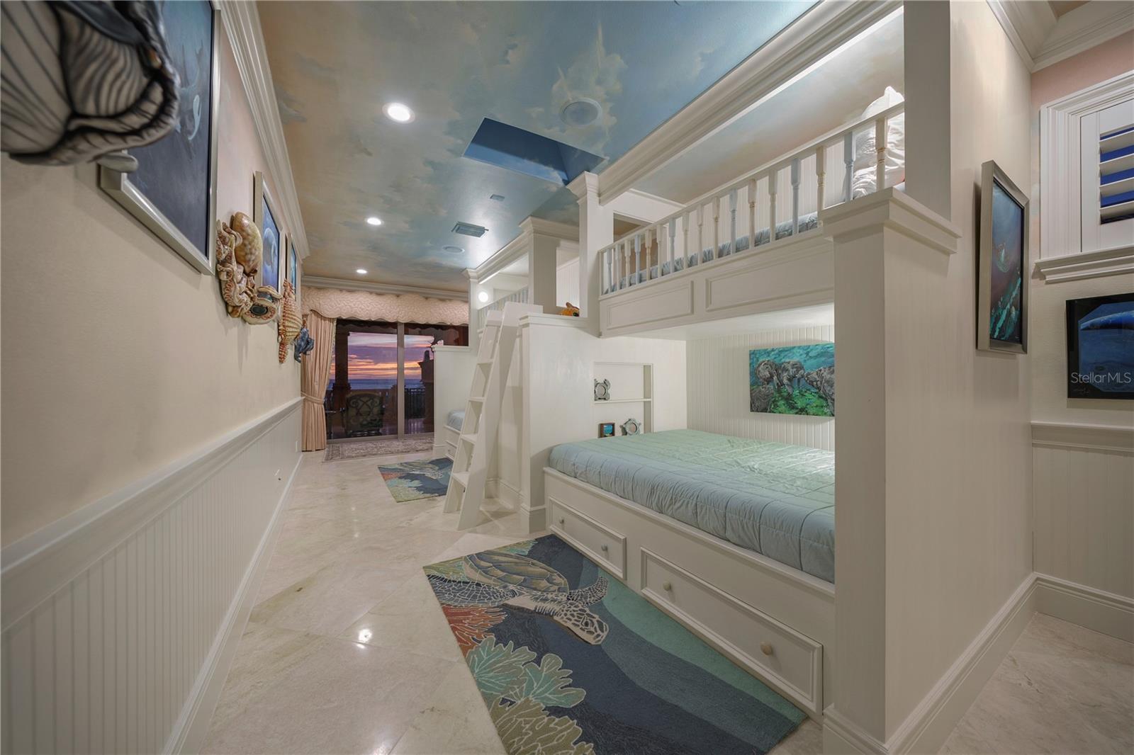 A4676858 Property Photo