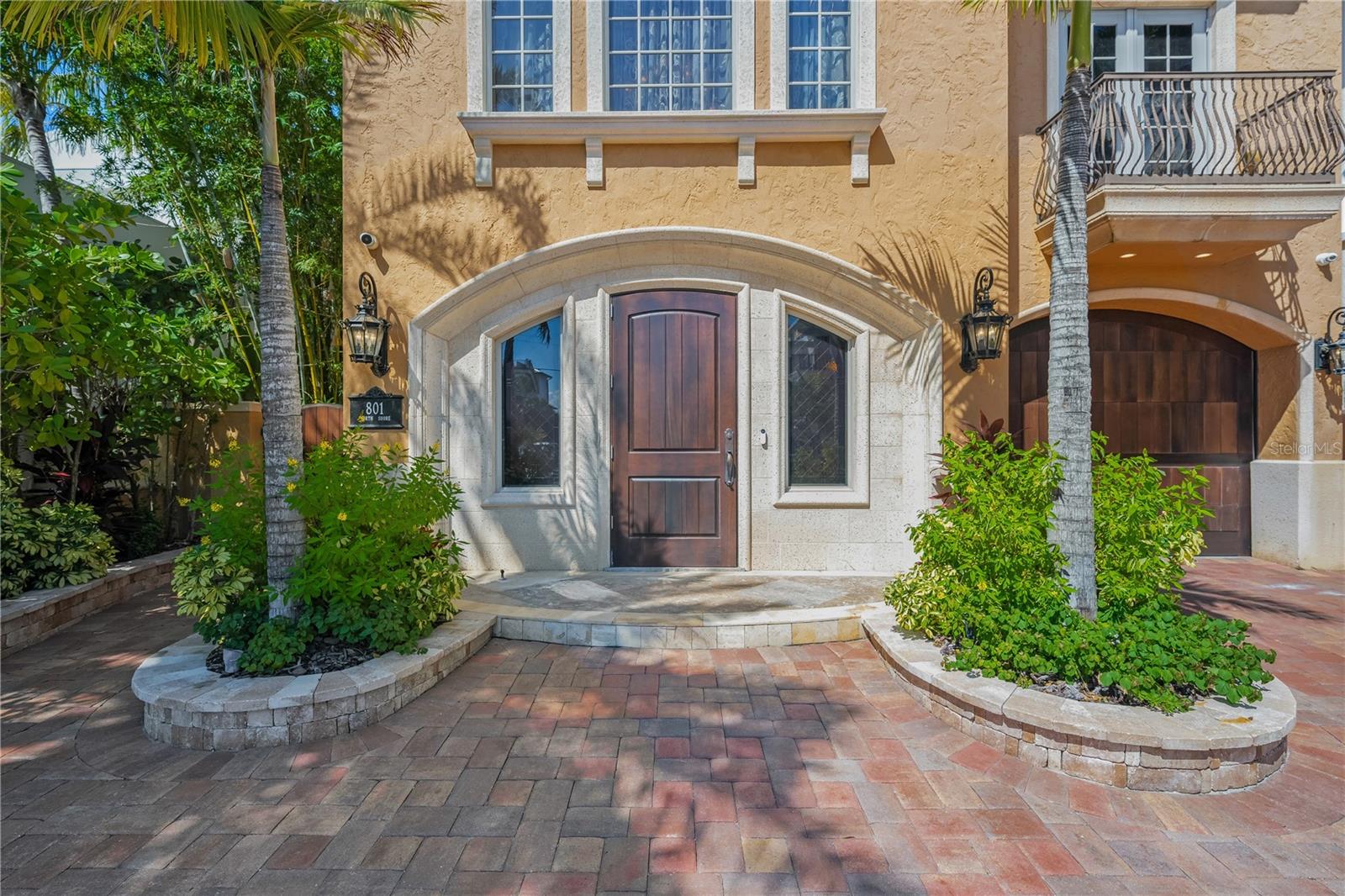 A4676858 Property Photo