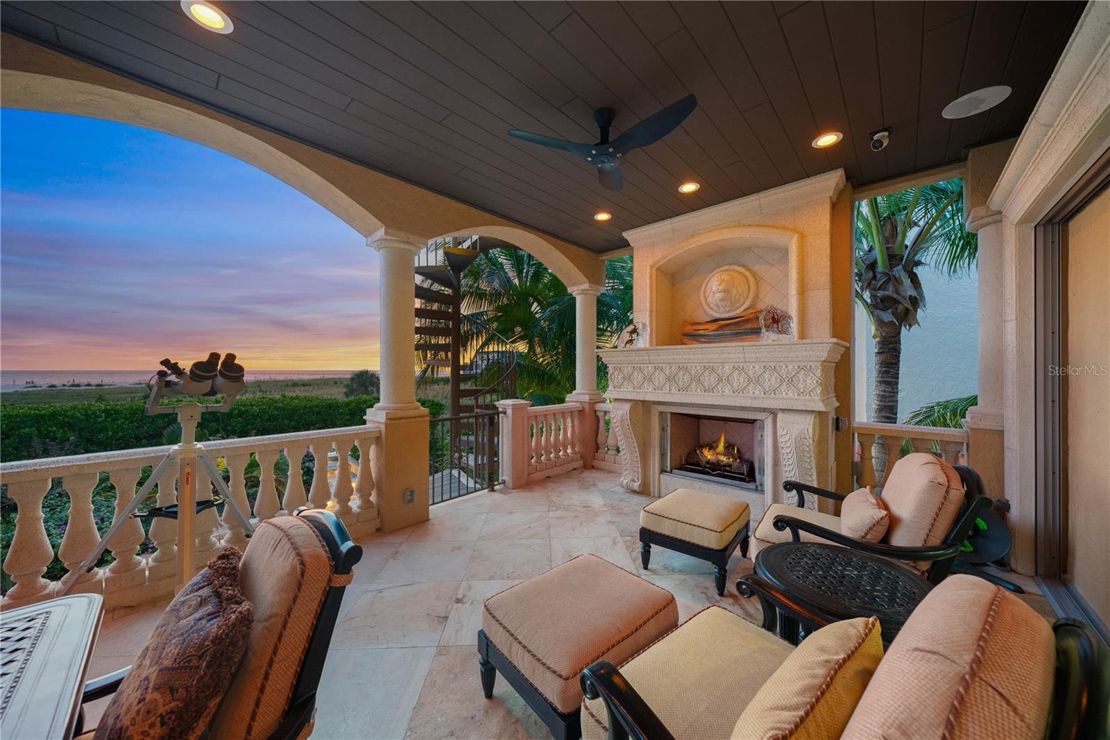 A4676858 Property Photo